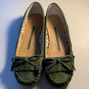 New Directions Green Moccasin Loafer Size 8